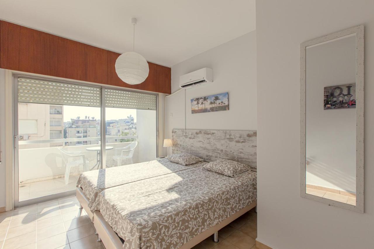 Furnished Seafront Studio Lárnaca Exterior foto